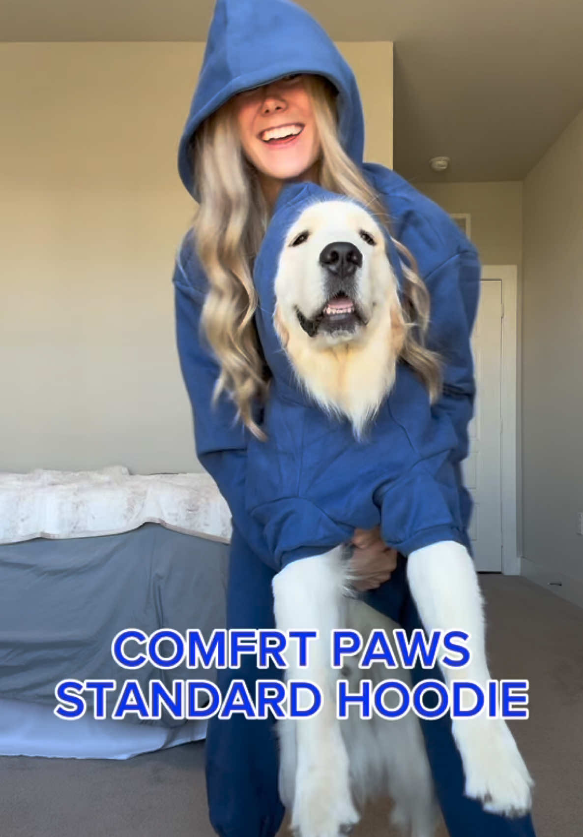 OBSESSED w this color😍💙 @Comfrt Paws 