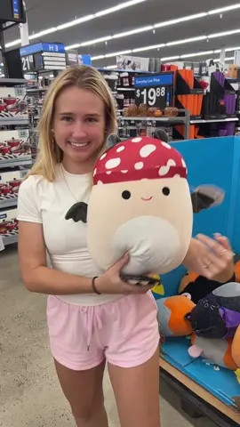 Love the holiday @Squishmallows #squishmallows 