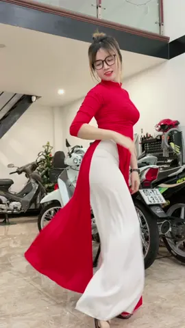 Trước giờ đến trường #aodaivietnam #mais68family #s68family #tiktokgiaitri🤣🤣 #xipo 