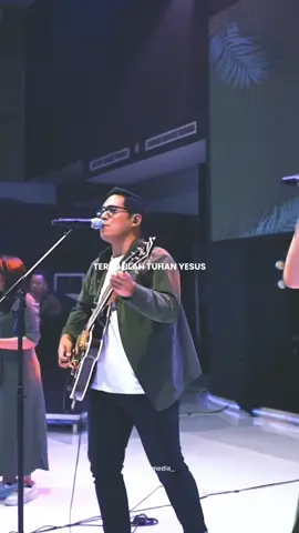 Sujud & Terima Kasih - JCC Worship #faithful_media #fyp #lewatberanda #viraltiktok #rohani_kristen #rohanitiktok #lagurohani #liriklagurohani #worship #worshipsong #worshipmusic #christiantiktok #jccworship #sujuddanterimakasih 