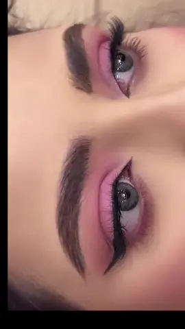 شايفين اكيت من كذا 🩷#اكسبلور #مكياج #ميكب_تبوك #ميكب_تبوك #مكيب #ترند_تيك_توك #سمر حمدي