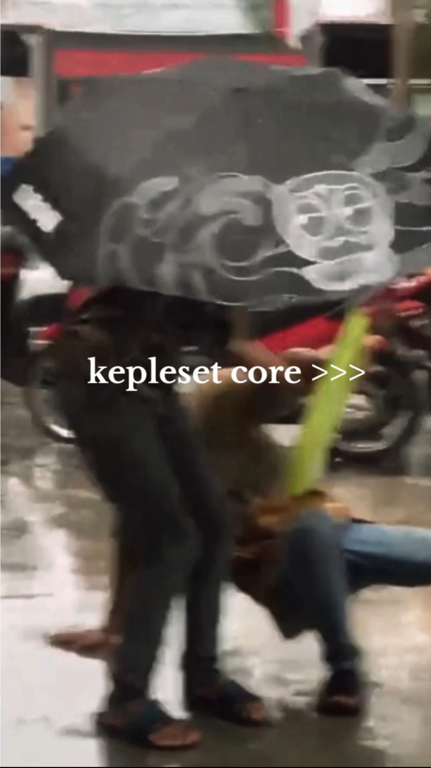 udah yak ini terakhir kepleset core nya. #CapCut #kepleset #jatuh #core #videocore #ngakak #videongakak #lucu #videolucu #komedi #ketawa #viralvideotiktok #fyppppppppppppppppppppppp#foryoupagе 