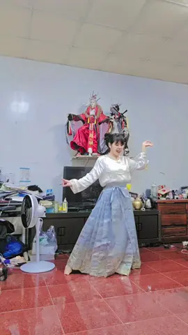 我的蒲公英可愛吧-好清新……😁上衣@蘇糖 裙子@但生鳳馬面裙 