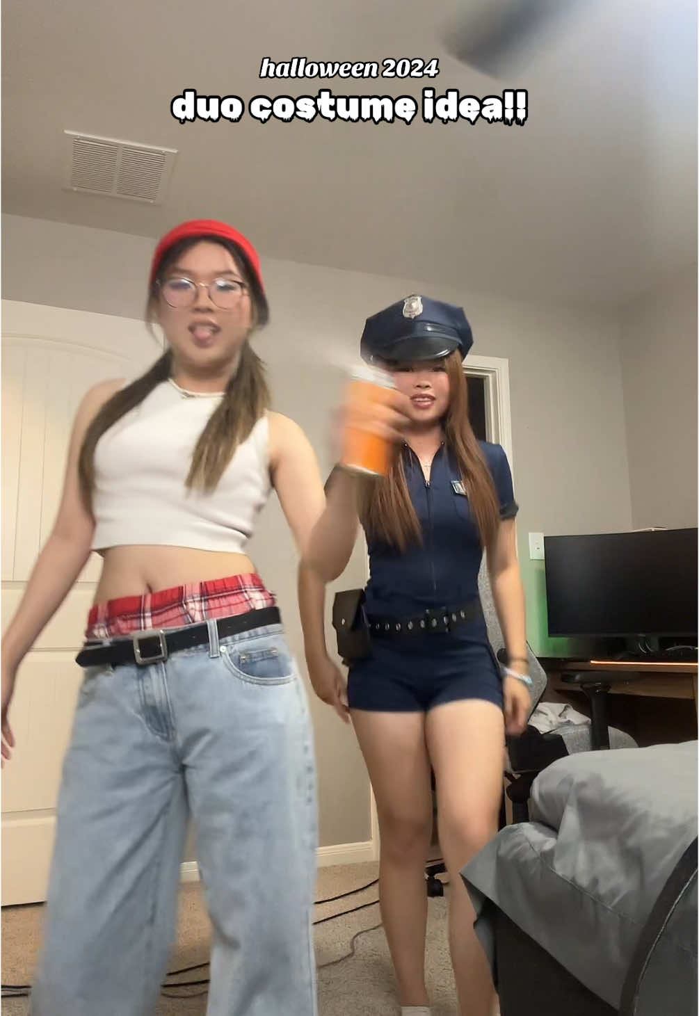 subway surfers!! 🏃🏻‍♀️🛹 @jennifer 💖 #halloweencostume #costumeideas #subwaysurfer #halloweekend #spooky #tricky 