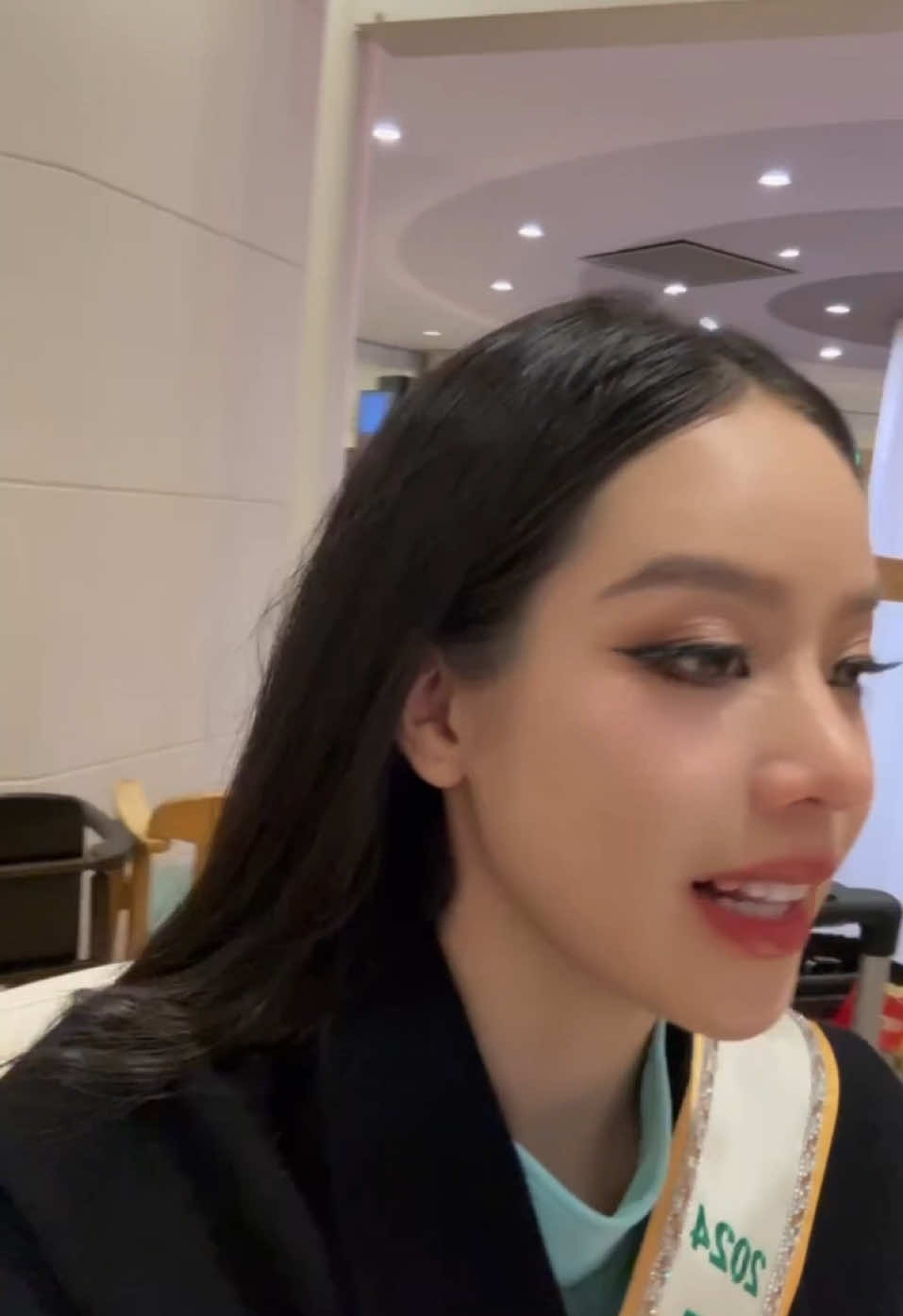 So cute, my lovely girls 💕 #HuynhThiThanhThuy #MissInternational 