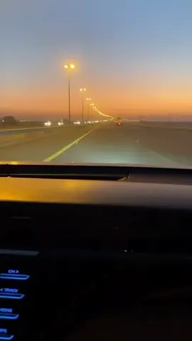 यो प्रदेश हो हजुर हर दिन को सुरुवात यसरी हुन्छ , अनि यसरी नई दिन हप्ता महिना बित्छ नत आफ्नो भन्ने कोही हुन्छ ! अनि घरदेशी प्रदेशी लाई याद गर्छन् ,प्रदेशी घरदेशि लाई यही नई जिन्दगीको वास्तविकता बनेको छ ! शुभ बिहानी 🌄☕