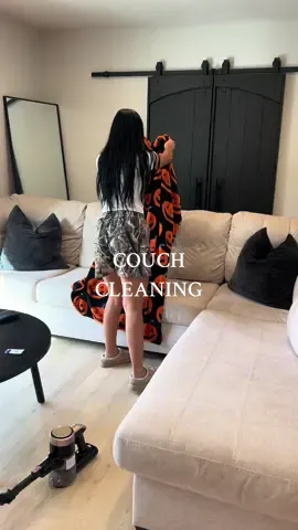 Under $100😙✨🫧🧼#vacuumcleaner #vacuum #cleanwithme #couchcleaning #homeika #homeikavacuum #affordable #affordablevacuum 