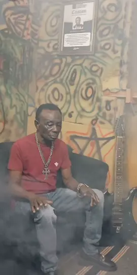 Legendary J.A Adofo (Kwame ankra yie)#jaadofo #highlife #fypシ゚viraltiktok #fypシ #viral #trendingvideo #lyricsvideo #ghanatiktok🇬🇭 #all #goviral #ghanatiktokers🇬🇭 #millionlikes 