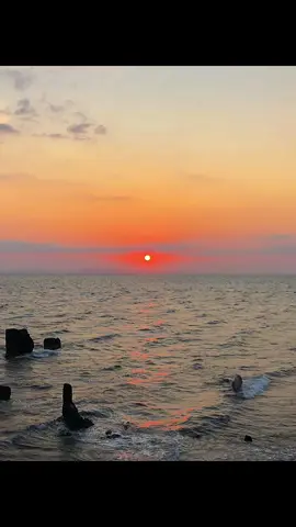 kata kata hari ini>>>     #hurtssogood #senja #sunset #fyp 