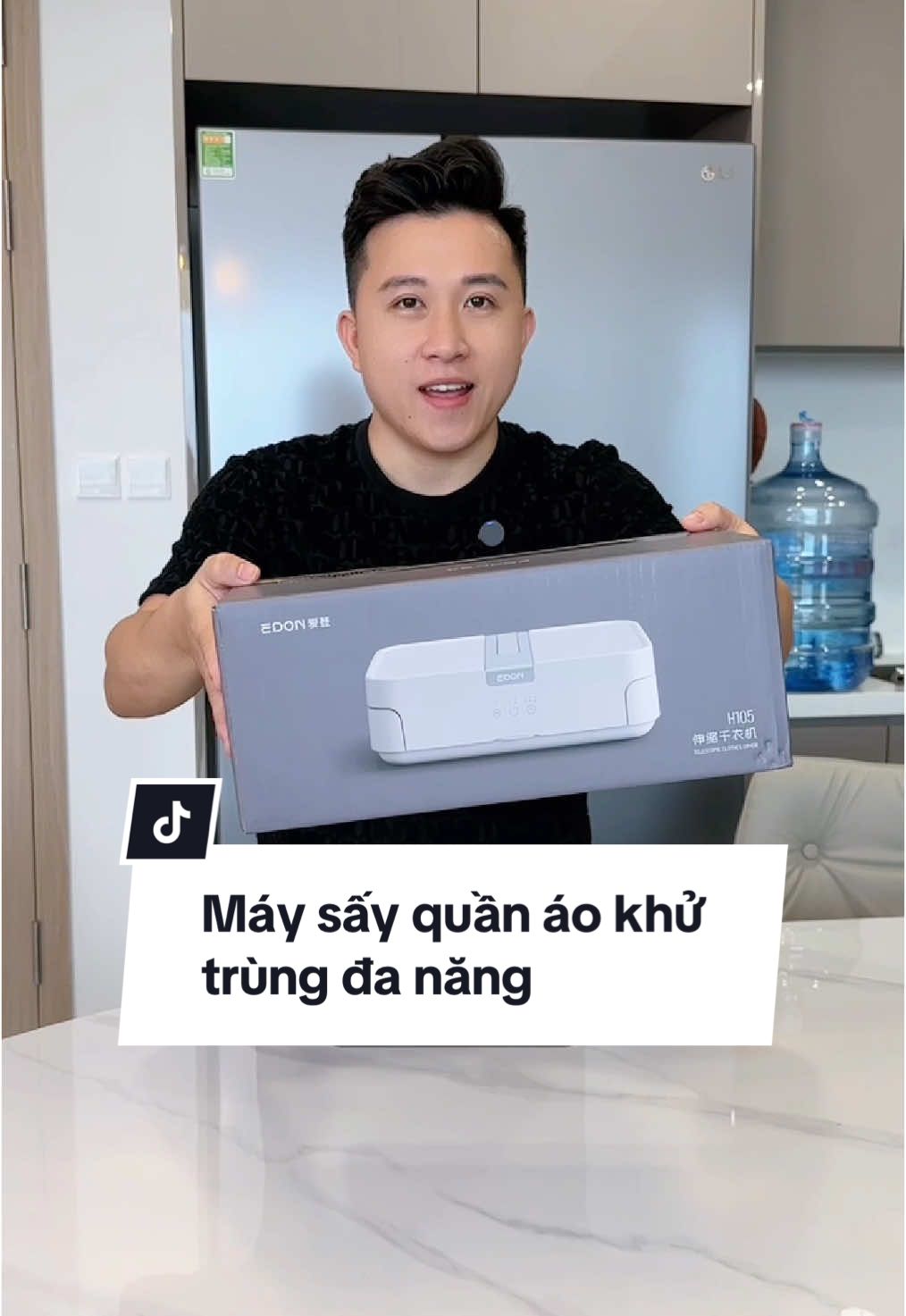 Mùa này nồm ẩm với mưa bão, quần áo phơi không khô, ẩm ẩm hay bị hôi, dùng món này đúng cần thiết luôn á chời 😋 #maysayquanao #maysayquanaogapgon #Deladep #sayquanao #sayquanaomuamua 