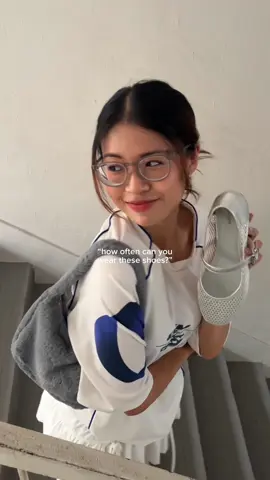 a week in silver mesh flats 🩶 they add a lil shiny oomph to any outfit + my grippers can breathe 😏🦶🏼 mine are the billie flats from @prettyFIT  #meshflats #meshshoes #silver  #outfit #outfitideas #outfitinspo #OOTD #fitcheck #howtostyle #prettyfit 