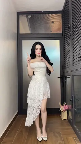 Váy xinhhhh quá đi  #viral #trending #vayxinh #vaytrang #chanvay #vaydep 