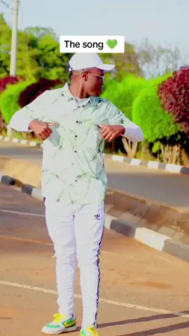 DC:ME 😊 Can't say no to this masterpiece 💚 by @Fido peep the ending 🔥 💯 #bkhumphrey #awolowo #dance #challenge #eldorettiktokers #kenyantiktok #kenyantiktok 🇰🇪 