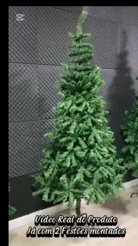 Dê uma olhada em Árvore de natal 2.10 verde tradicional pinheiro cheia luxuosa canadense modelo PREMIUM.  Compre na Shopee agora! . Link na Bio. . . #ofertas #feliznatal #arvoredenatal #natal 