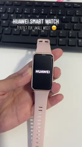 Adorable and affordable smart watch. huawei band for you and your loved ones✨🌻. #smartwatch #watchlover #huaweiband #buyhere #tiktokfinds #giftideas #mommafinds #besties #motherhood #affordable #fashiontiktok #tiktokfinds #foryoupage❤️❤️ 