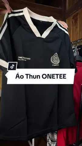 Cứ bị thích màu đen íiiiii #aothun #xuhuong #fyb #trending #viral #thoitrang #xh 