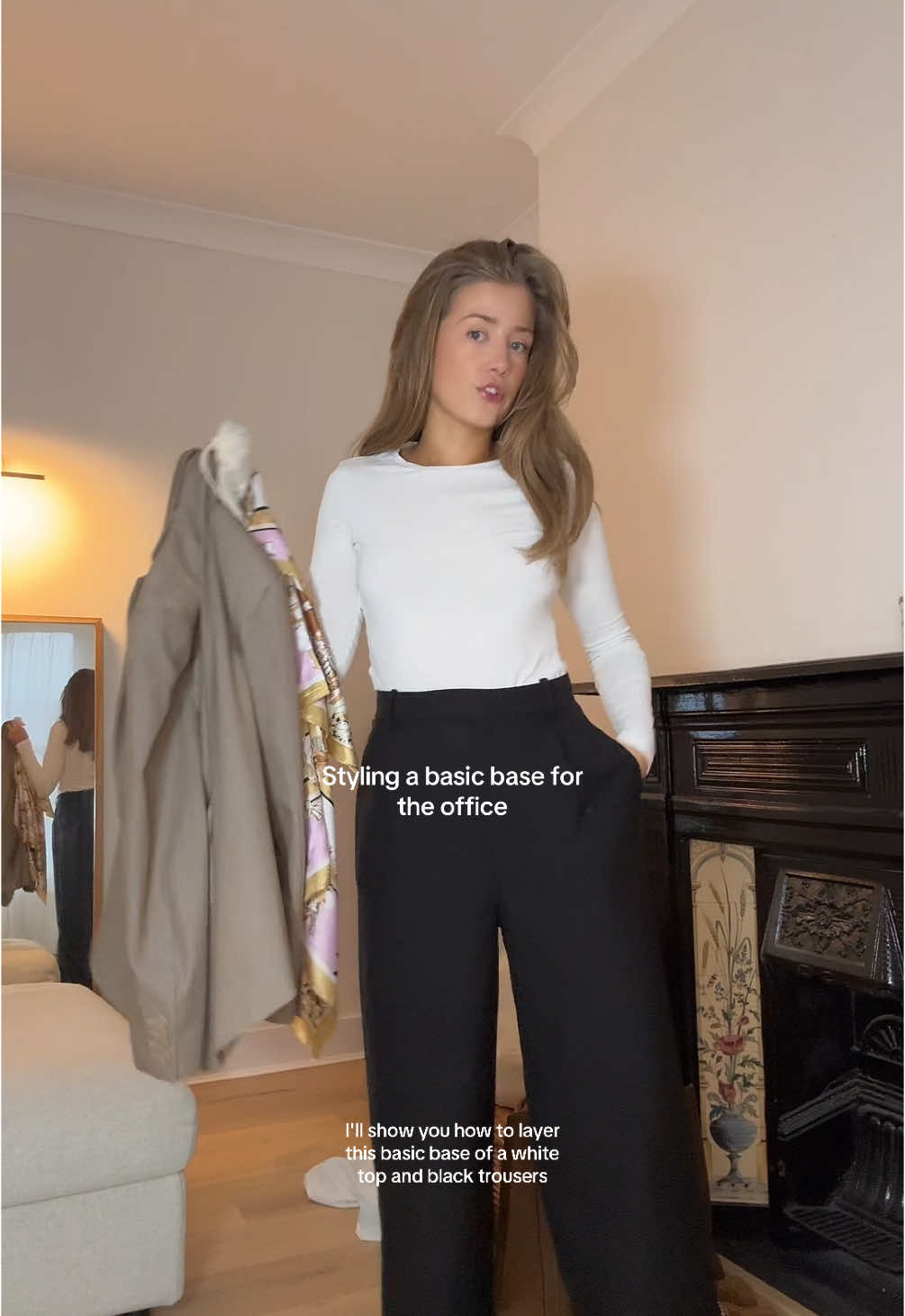 Styling the same basic base in different ways just makes my life so much easier #basicbase #officeoutfit #corporatefashion #corporatestyle 