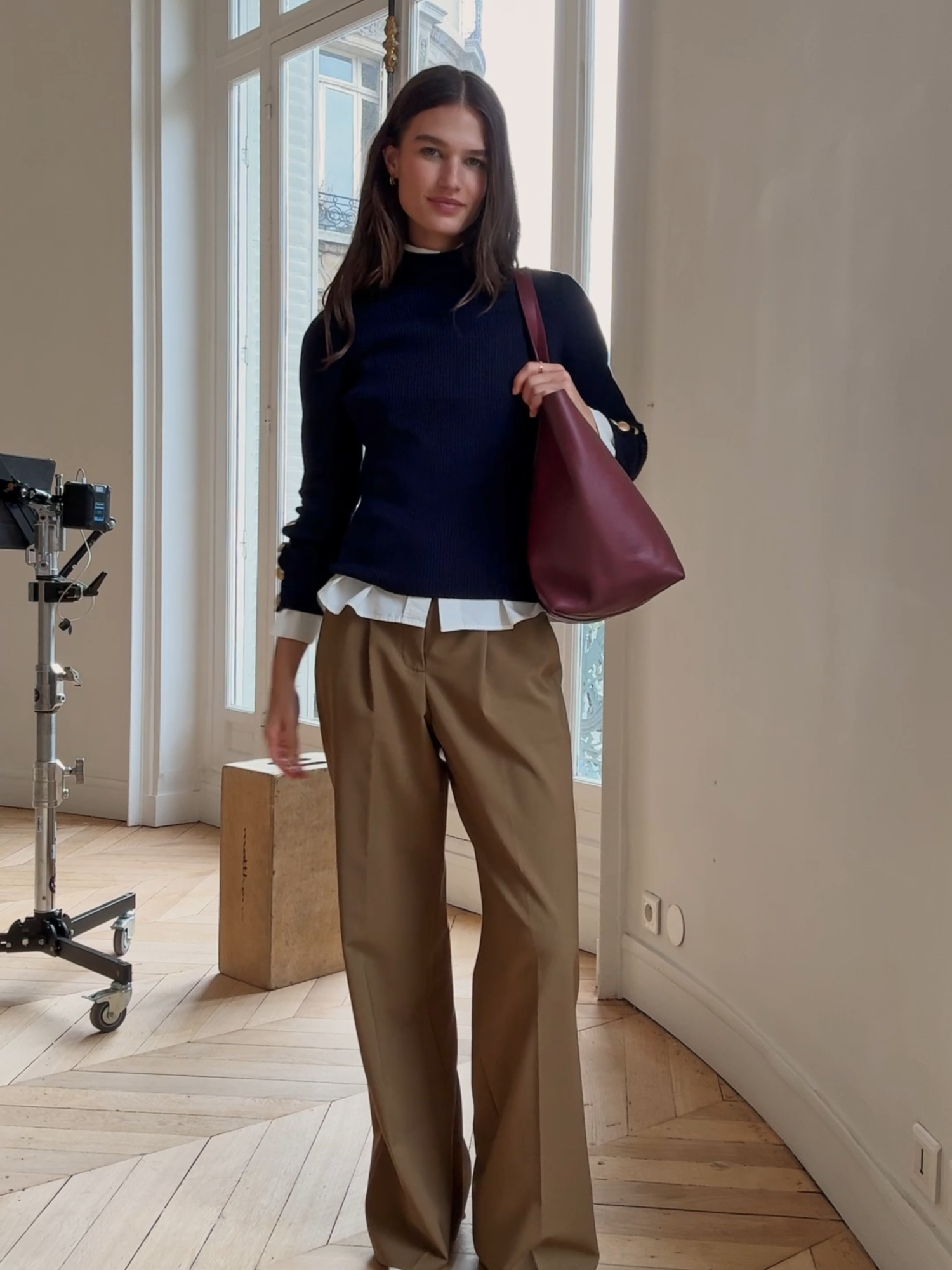 Tell your work wife you're wearing Sézane #sezane #workoutfitideas #workwearstyle #workwearinspo #officeoutfit #parisianstyle