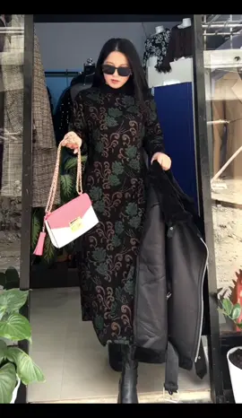 #WoolenLongDress#showncoloraviable #deliveryallovernepal🇳🇵 #diyanashop #keepsupporting #wintercollection😊 #