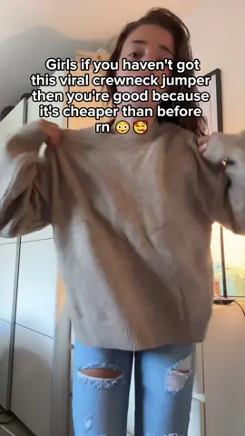 Such a bargain sweater! 💕 #tiktokshopjumpers #tiktokshopfinds #woolyjumper #autumnalfits #cutefits #tiktokfits #tiktokjumper #foryou #tiktokshop #fashion #tiktokmademebuyit #tiktokshopbacktoschool #tiktokbacktoschool #fyp #viral