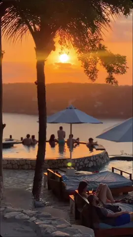 Nusa Penida escape here at #amartapenida #nusapenida #bali #sunsets #holiday 