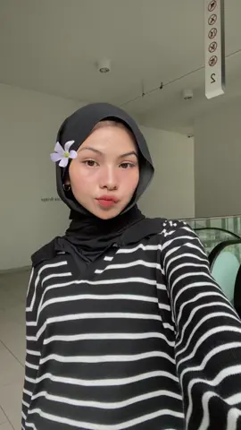 kalau jumpa kat acc sana buat tak kenal jela eh 😂