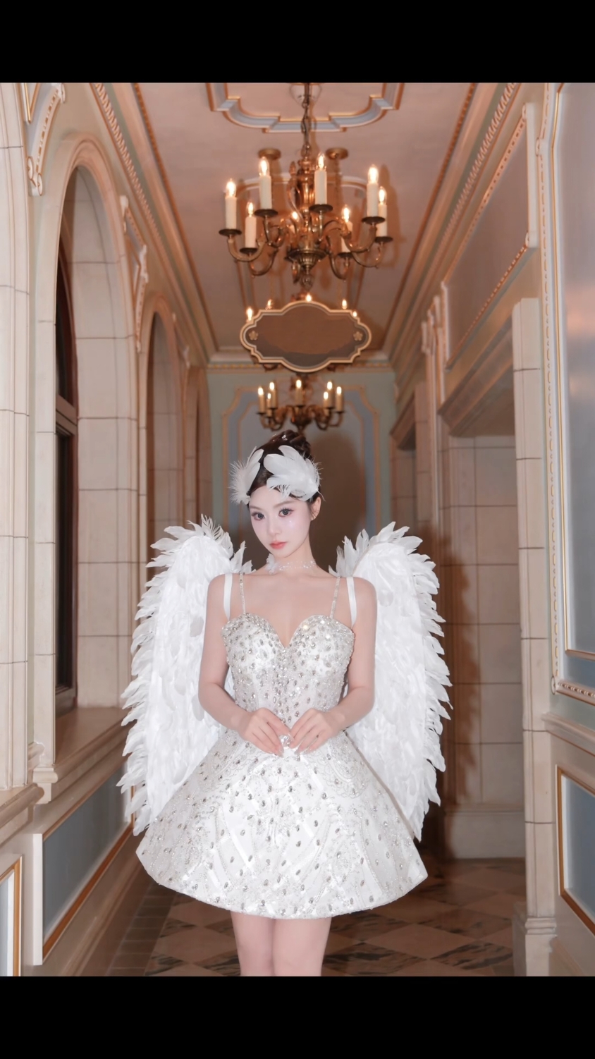 How about this swan makeup and style? 🦢✨️🎆 Doing your best. Looks different. Every day. 🩷🪽👑 #angelbabymodel #alexxumodel #swanqueen #disneyland #dancer #ballet #angelbeauty  #beautifuldress #fashion #actress #trendingvideo #fypviraltiktok🖤シ゚☆♡  @💎🤴🖤 Alex Xu 许杨俊杰 🇨🇳🇻🇳✅️ 
