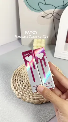 My current favourite lipbalm from @FAYCY BEAUTY ! 💖 Bila apply tu rasa sejuk sejuk berangin tauuu. Ada bau buah pulak tuuu. Worth it to try ! ✨ #lipbalmfaycy #faycy #faycybeauty #lipbalm #liptreatment 