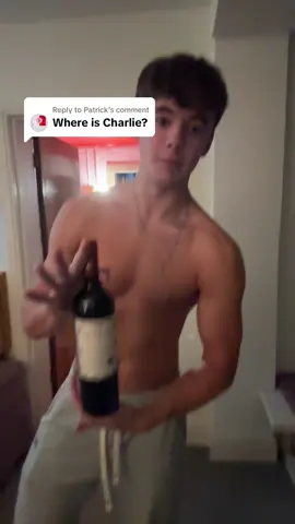 Replying to @Patrick hes areived! #daddymaycooks #mayfamily #dadsoftiktok #parentsoftiktok #mayfamilypub #russellarms #daddymay #holiday #seaside @charlie may 