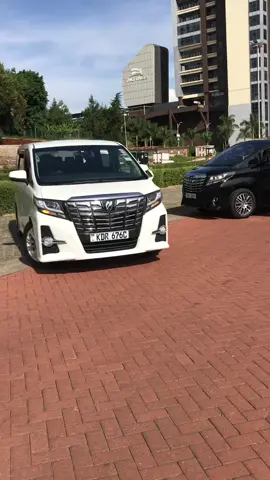 ALPHARDS available for Rental. #creatorsearchinsights #transfers #viral_video #carhire #luxury #alphard #ask_flari #nairobi #tworiversmall 
