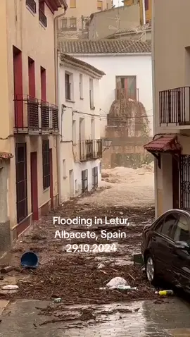 Flooding in Letur, Albacete, Spain  29.10.202#naturaldisaster #severeweather #flood #flooding #floods #inundaciones #inundacion #inondation #inondations #poplave #alluvione #crue #letur #albacete #spain #espana 