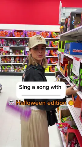 Halloween is hereee >:))