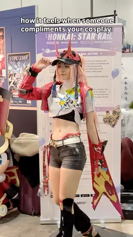 how it feels when someone compliments your cosplay ‼️ #starrailMEX #SRWorldTour2024 #HonkaiStarRail #rappa #galaxyranger #hsr #mexberlin #honkaistarrailcosplay  #hsrcosplay 