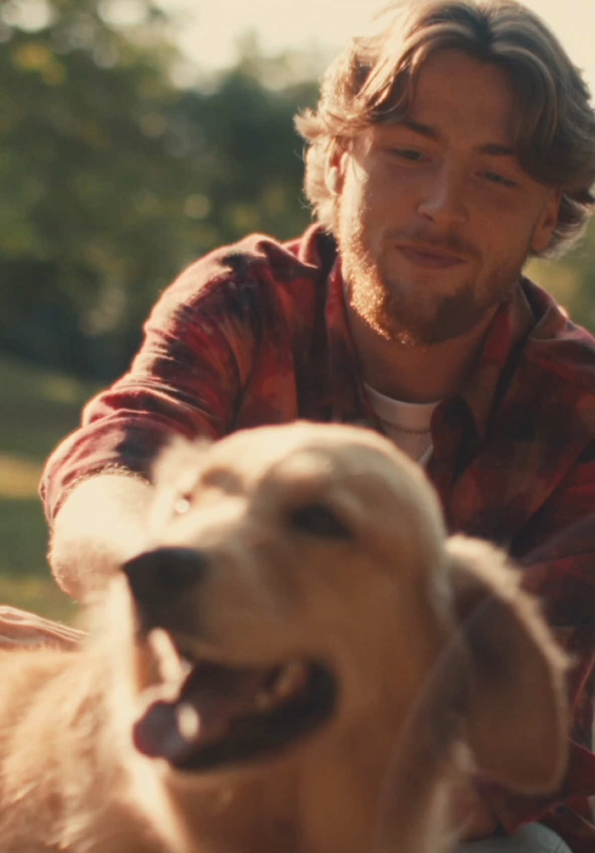 Marley May has officially made her acting debut🐶🥹 My life has been an absolute whirlwind the last 3 years… and the one thing that’s always been there for me through all the  craziness is my girl Marley May… some might call me crazy but I talk to her more than anybody😂  she’s got me through a lot of low low points but also has been there with me for every high as well… I’m so blessed to have such an awesome best friend🥲 Shes gives me hope and not only that  a reason to keep going❤️ Hope y’all love this video!!! “Holding On” Official Visualizer OUT NOW❤️‍🩹  LINK IN MY BIO🤟 #musictok #newmusic #goldenretriever 