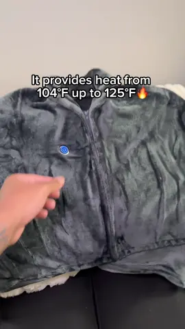 Prepare yourself for this winter season☃️ #heatedblanket #heatedjacket #winter #winteriscoming #blanket #electricblanket #blackfriday 