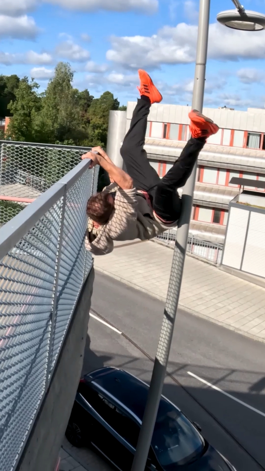 Parkour Poleslide Compilation #parkour #freerunning #CrossboneSkully
