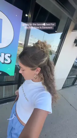 i promise yall we are notttt starting this bad addiction again  #tanning #tanningbed #Vlog #relatable 