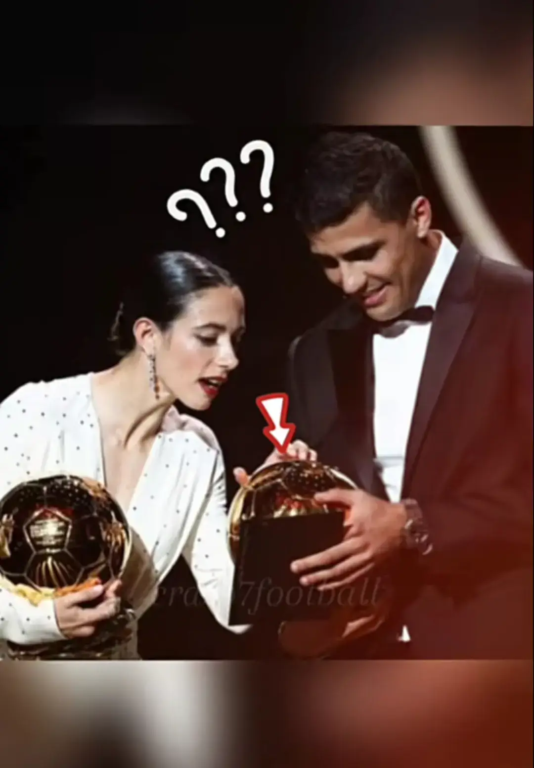 বিনি  জুনিয়র বেলন ডিয়ার  নাম লেখা পাওয়া গেছে 😥😥😥