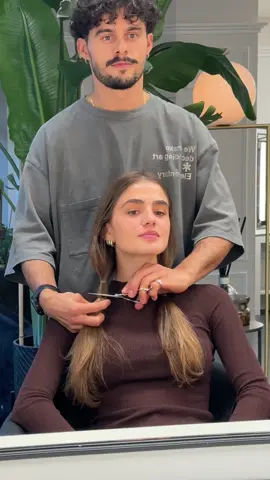 Sicuramente sono sani 🤭✂️ #haircut #trend #bob #cut #hairvideos #tagliocapelli #milano #viral #tiktok #beautiful #girl 