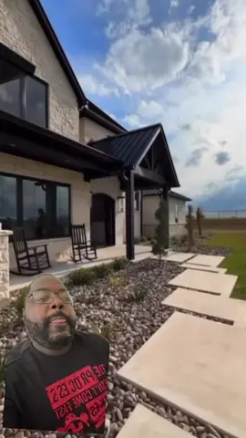 #greenscreenvideo some of us may never achieve this level of success and i just gotta accept that #fyp #housetour #joshpray 