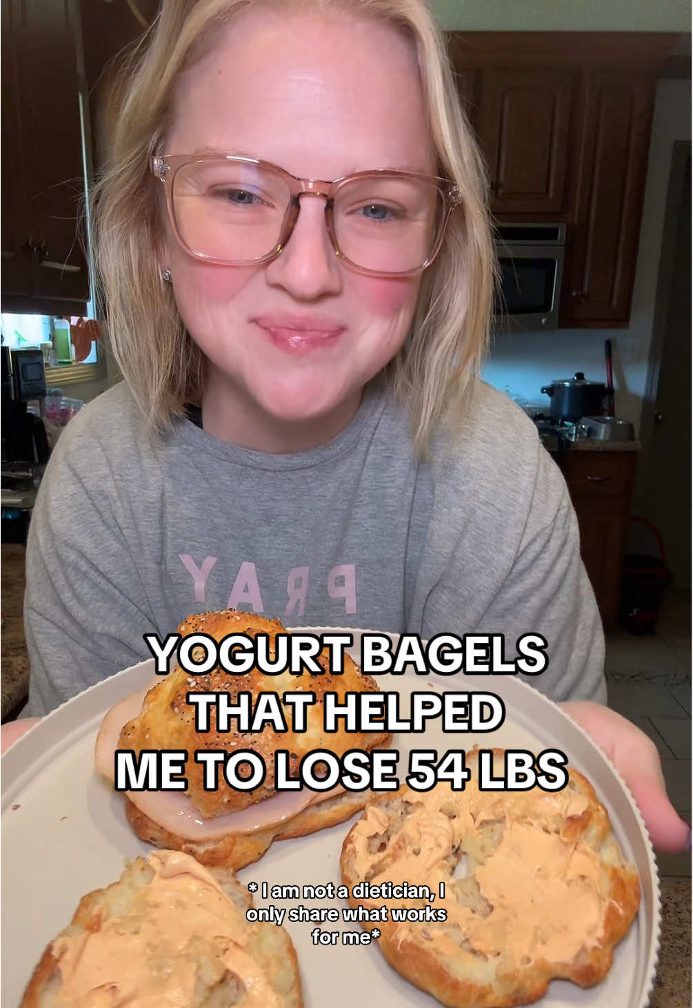 🥯🥯🥯🥯🥯 1 C SR Flour  Pinch of Salt 2 tsp Baking Powder  1 C Greek Yogurt  Mix until combined. Section into 4. Roll out into bagel shape. Hit with a little bit of egg wash. Use whatever topping you prefer. Bake on 350 for about 28-35 minutes or until done.  #kitchen #cooking #healthysnacks #breakfast #health #wellness #yummy #weightloss #foodies 