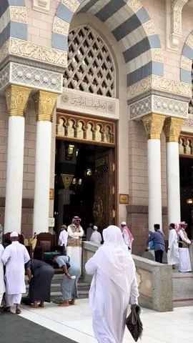 ما اجمل الحرم 😍#اخلوها_بسلم_امنين #المسجدالحرام #النبوي_الشريف #تلاوة_خاشعة_صوت_يدخل_قلب #الشعب_الصيني_ماله_حل😂😂 #اكسبلورexplore #المملكه_العربيه_السعوديه🇸🇦 