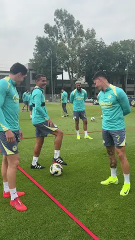 El diaaaaavolo 😂🔥  #clubamerica #TikTokDeportes 
