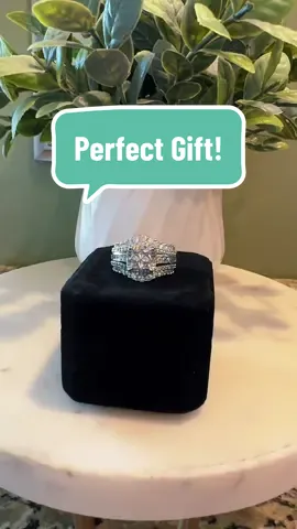 #costumejewelry #ring #jewelry #gift #fyp #trending #sparkle #women 