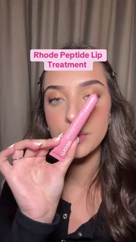 Testing the @rhode skin peptide lip treatment 🩷💋 Shade: Ribbon #rhode #rhodeliptreatment #rhodepeptideliptreatment #rhoderibbon #liptint #lipbalm #lipbalmaddict #makeupreview #honestreview #viralmakeup 