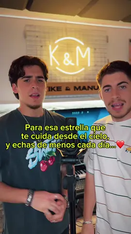 Para esa estrella que te cuida desde el cielo, y echas de menos en cada día y cada Navidad...🥺✨🎄 #volverteaver #cover #galvanreal #diadelossantos #dedicar #kikeymanu @Galvan Real 