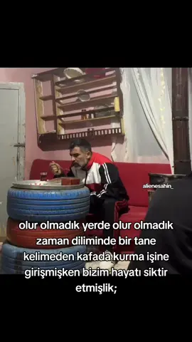 kafada kurmanın olmadığı bir evren🌹 #keşfet #keşfetteyizzz #keşfetbeniöneçıkar #keşfett #keşfetedüş #fyp #fypシ #fypシ゚viral #fypage #fyppppppppppppppppppppppp, #şitpost #mizah #komik #darkhumor #darkmizah #eğlencelivideolar #komikvideolar #sadedit #sad #erkanabi 