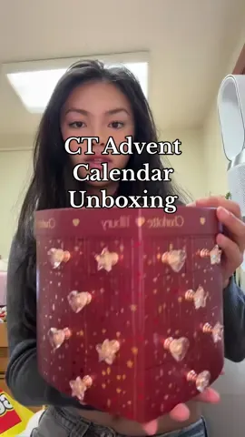 Unboxing the 2024 Charlotte Tilbury Advent Calendar! #charlottetilbury #charlottetilburyadventcalendar #charlottetilburyadventcalendar2024  #adventcalendar #sephora #sale #christmas #unboxing 