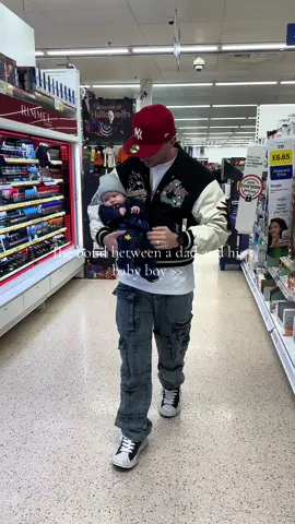 Watching the man you love, love your son 💛 #dadgoals #boydad #couplegoals #marriedlife #marriage #marriedyoung #parents #babylove #Love #loveyou #fyp #foryou