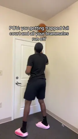 and then get mad i turned the ball over😭🤦🏾‍♂️ #fypシ #foryou #viral #basketball #trending #hooper #ballislife #sports #athlete #basketballtiktok #basketball🏀 #hoopersoftiktok #LucBaguma 